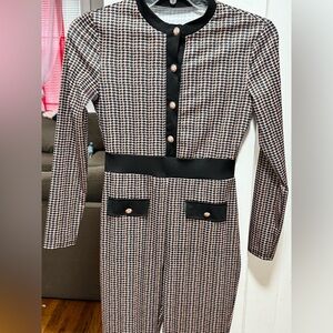 Houndstooth Long Sleeve Waist-Accent Dress - Black & Cream
